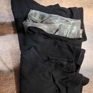 Old Navy Black and Gray T-Shirt Set